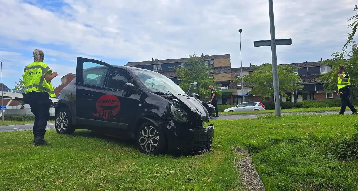 Botsing met forse schade - Foto 6