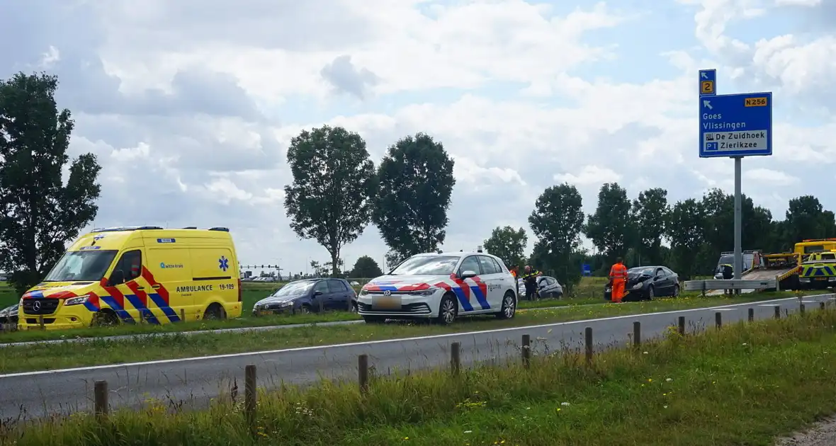 Botsing zorgt voor oponthoud - Foto 2