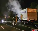 Felle brand in bakwagen op snelweg