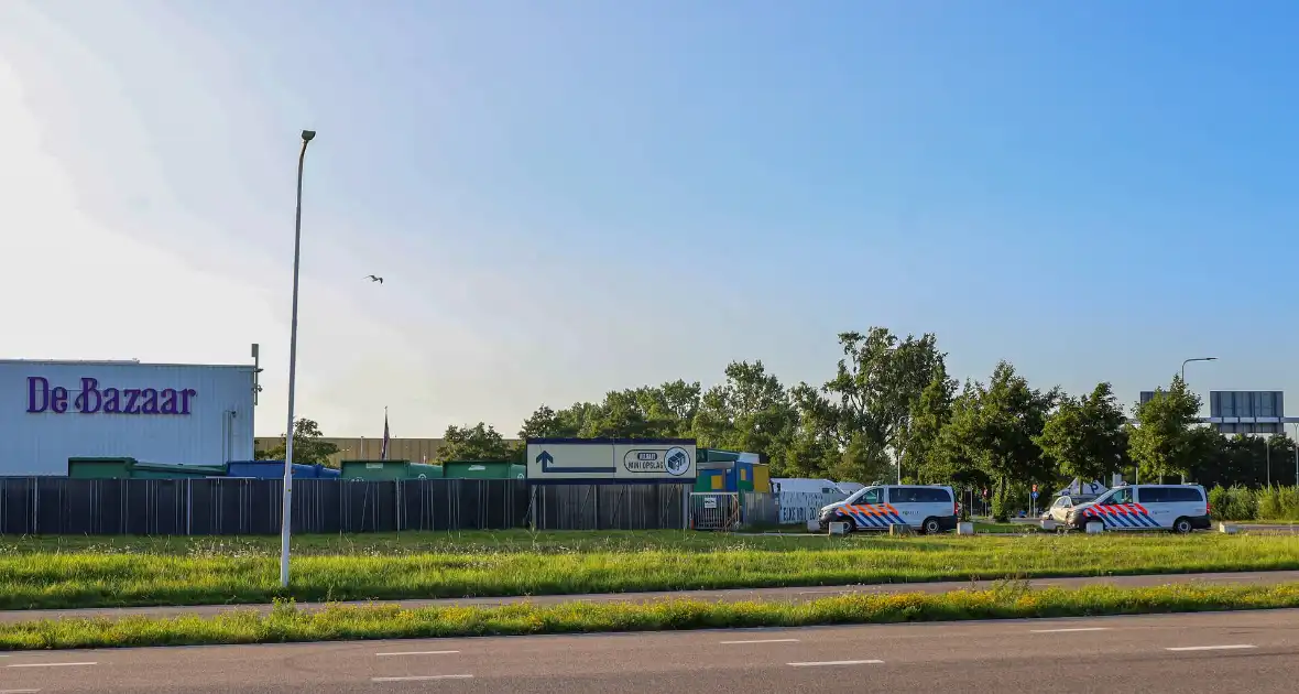 Steekincident zorgt voor grote politie-inzet - Foto 4