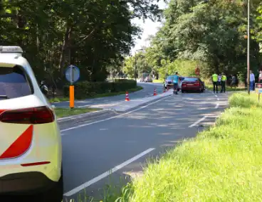 Ongeval tussen twee auto's leidt tot ziekenhuisbezoek