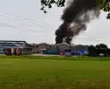 Grote brand bij autosloperij