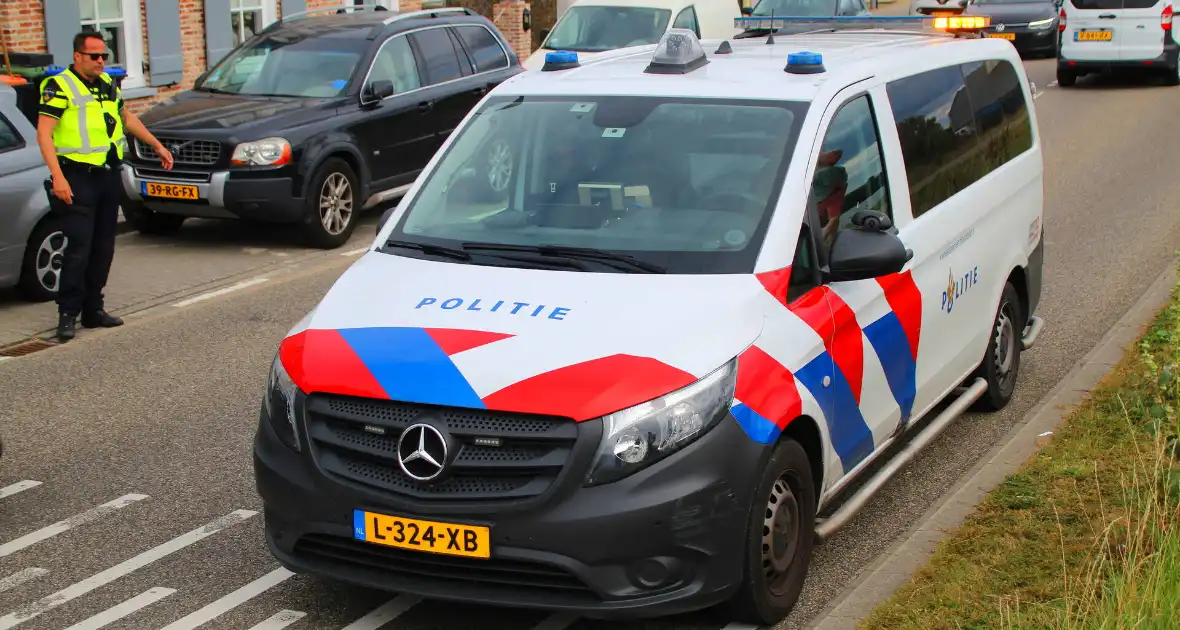 Brandweer voorkomt verdere schade bij keukenbrand - Foto 6