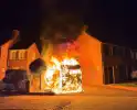 Brand in caravan leidt tot schade aan voertuigen