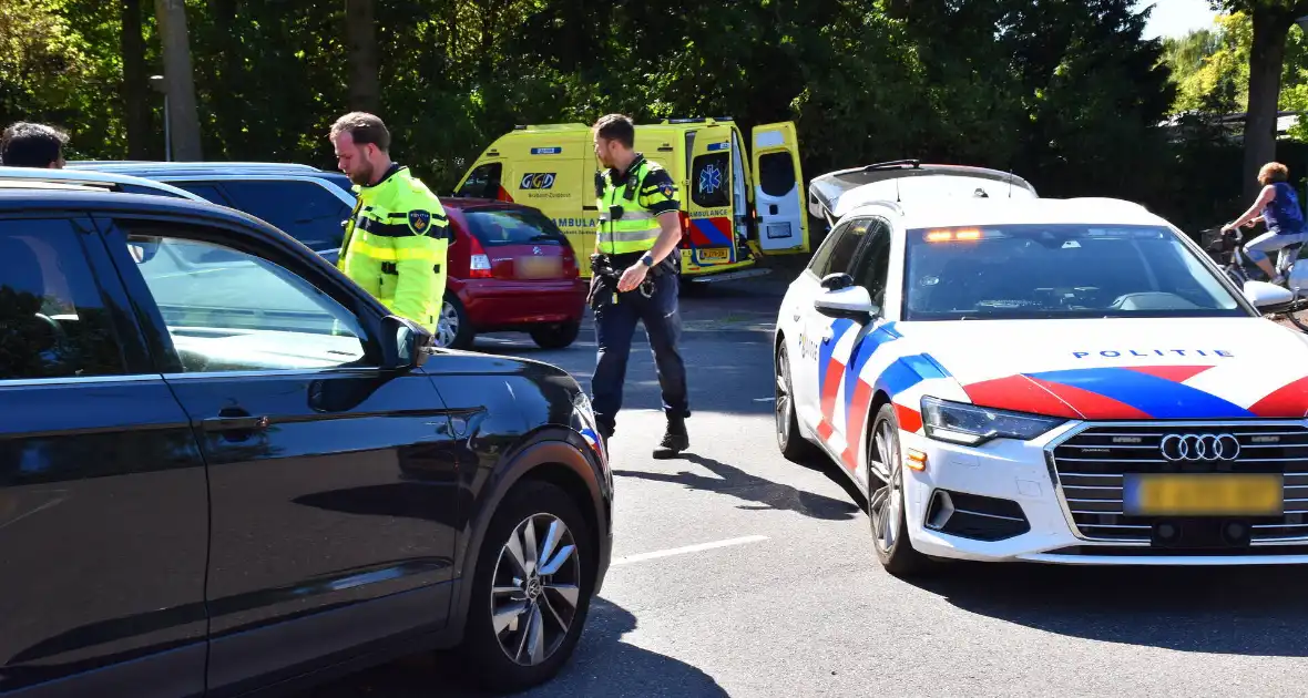 Ongeval met gewonde door botsing - Foto 3