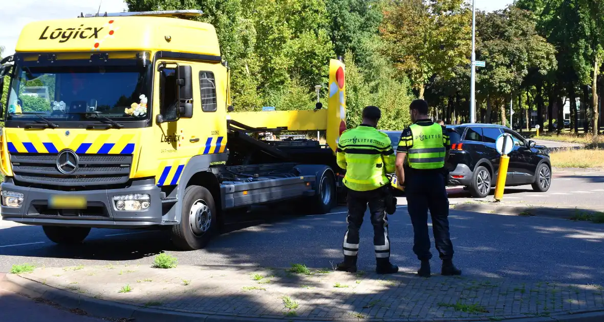 Ongeval met gewonde door botsing - Foto 6