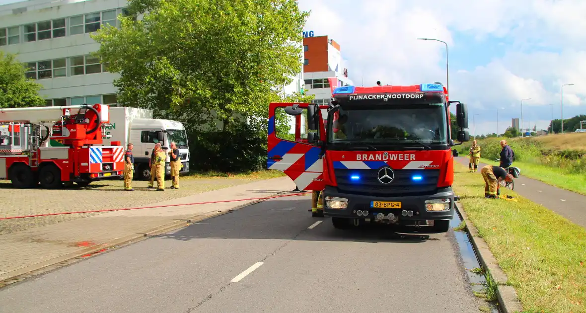 Brand in touringcar leidt tot snelle inzet - Foto 6