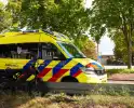 Fatbiker botst achterop lijnbus en raakt gewond