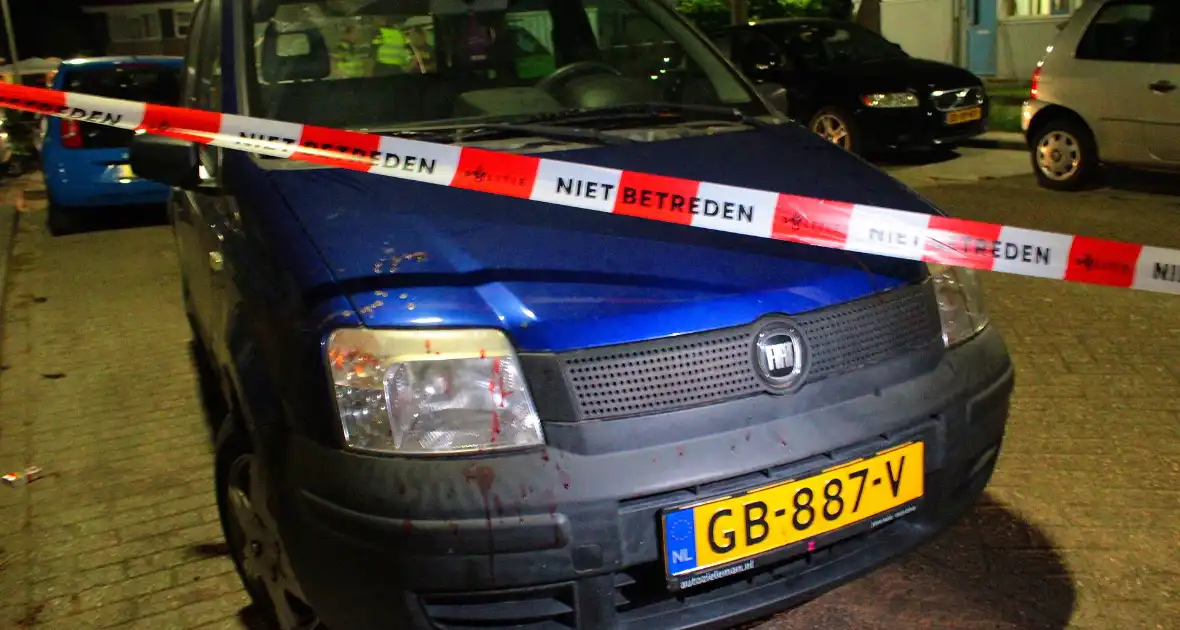 Steekpartij leidt tot spoedeisende hulp - Foto 10