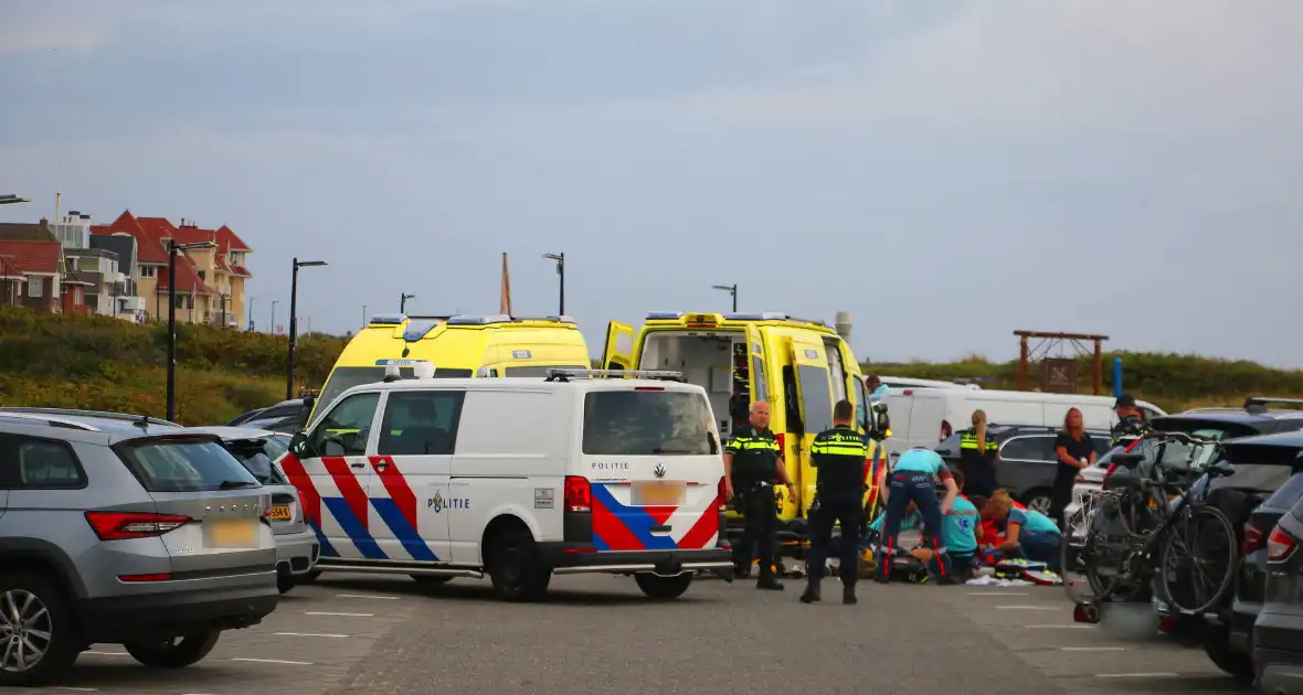Traumateam ingezet bij medische noodsituatie op parkeerplaats