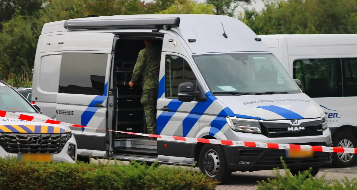 EOD onderzoekt explosief