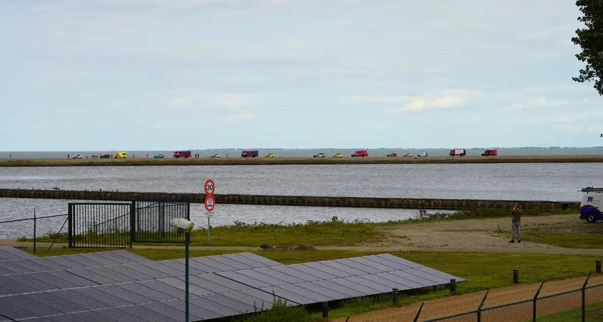 Reddingsdiensten in grootschalige inzet - Foto 2