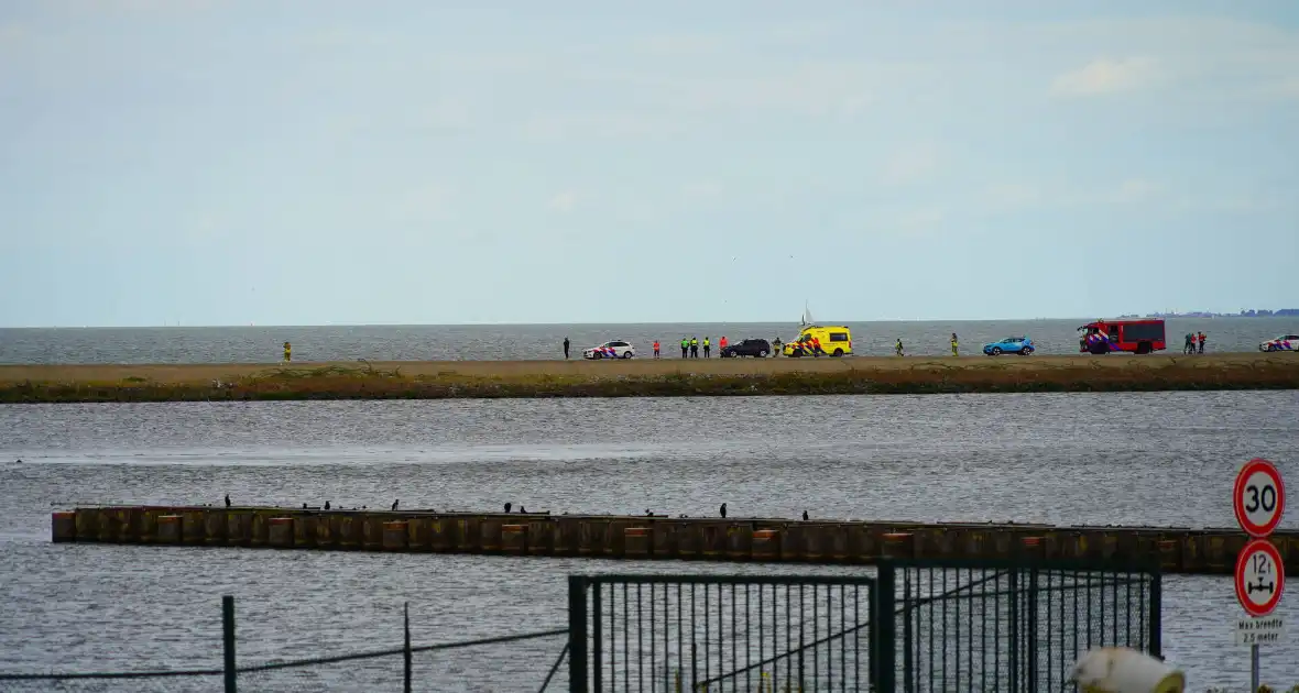 Reddingsdiensten in grootschalige inzet - Foto 3