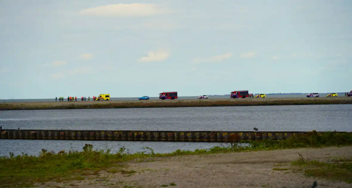 Reddingsdiensten in grootschalige inzet - Foto 6