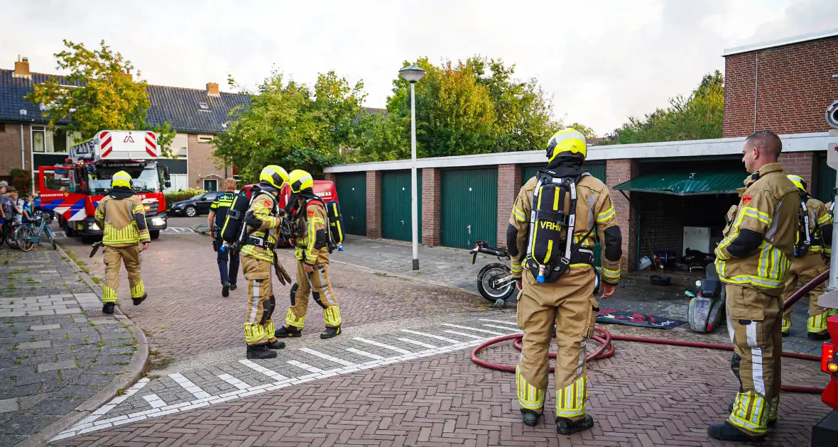 Veel brandschade aan garagebox