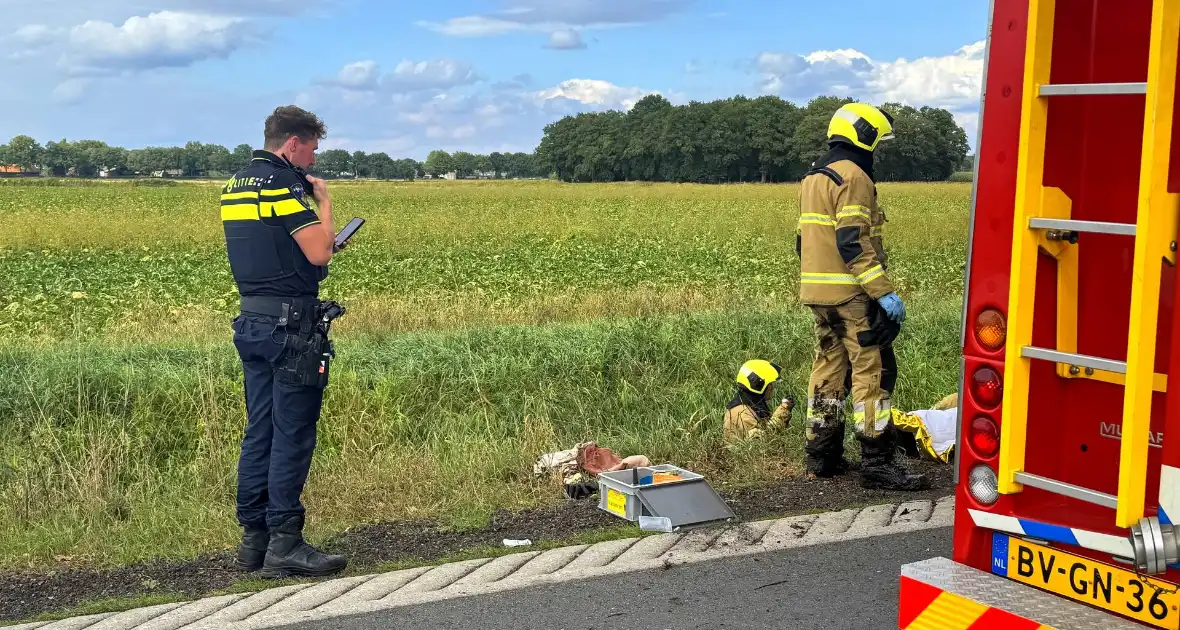 Scootmobiel belandt in sloot, man naar ziekenhuis - Foto 8
