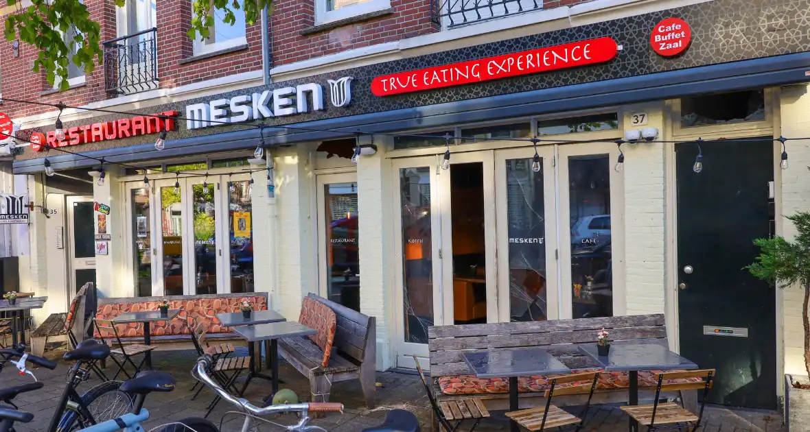 Schade door explosie bij restaurant - Foto 2