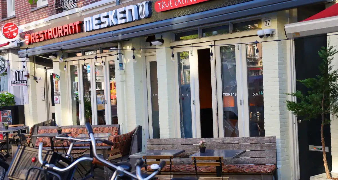 Schade door explosie bij restaurant - Foto 4