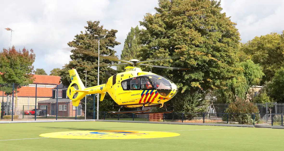 Fietsster gewond bij ongeval - Foto 15