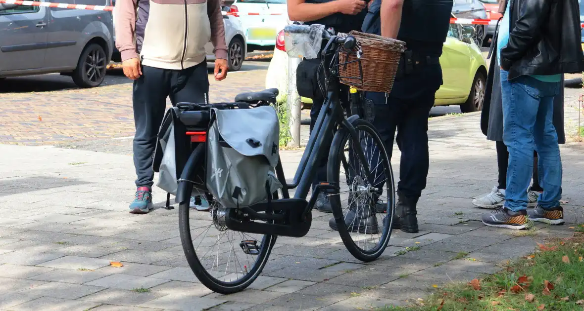 Fietsster gewond bij ongeval - Foto 6