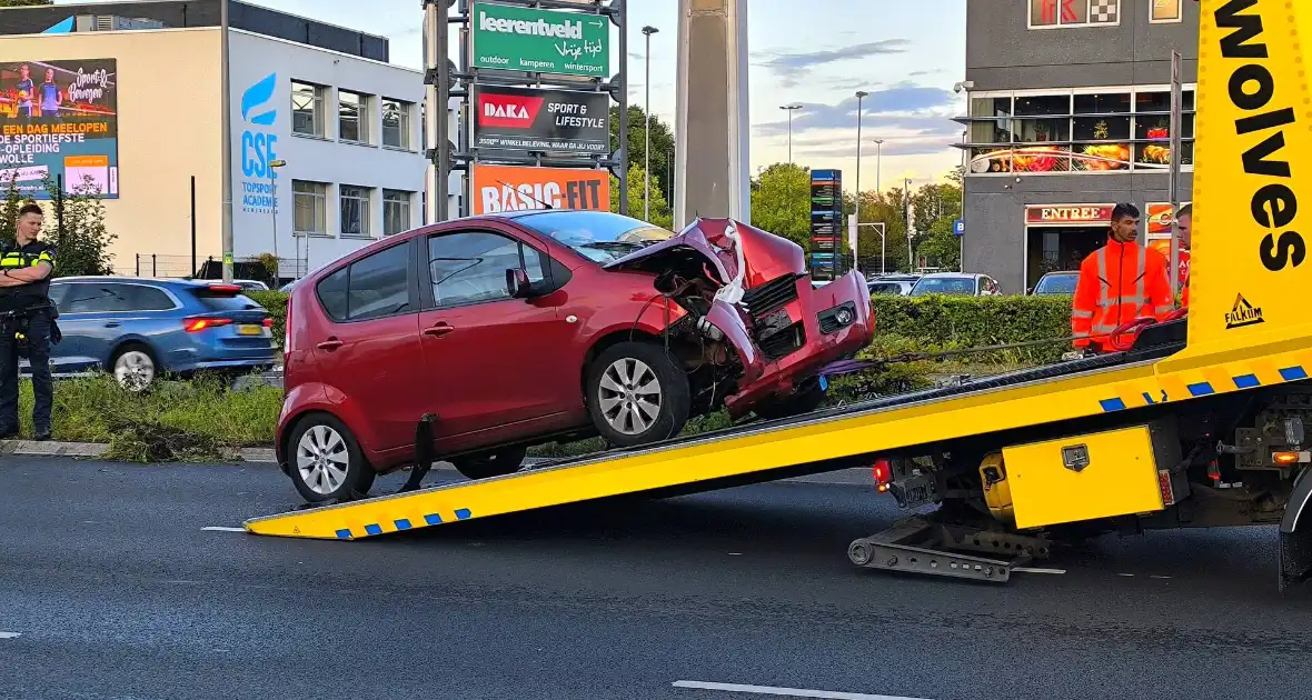 Botsing tegen paal in middenberm - Foto 7