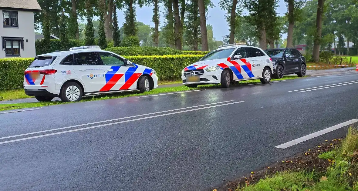 Botsing tussen bestelbus en scooter - Foto 3