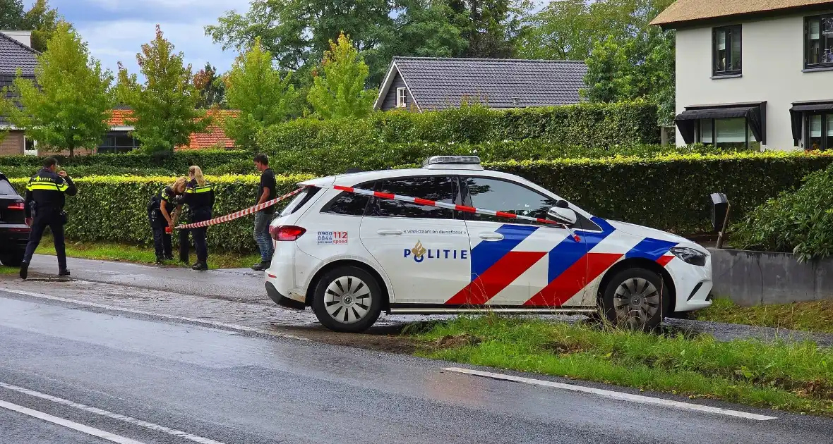 Botsing tussen bestelbus en scooter - Foto 4