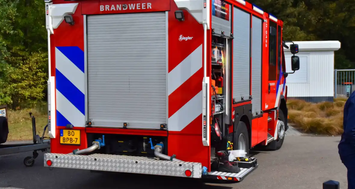 Brandweer in actie bij lekkage - Foto 3