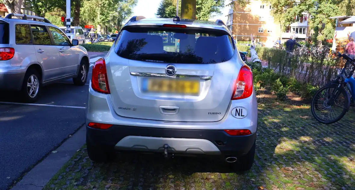 Ongeval zorgt voor tijdelijke afsluiting - Foto 2