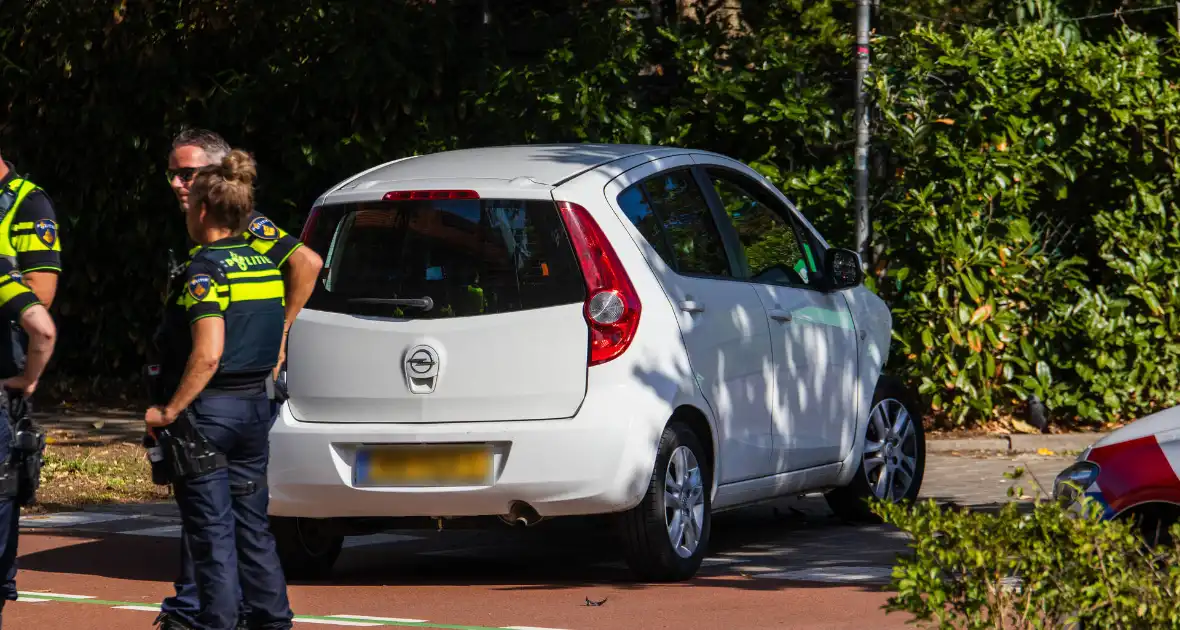 72-jarige man onder invloed van drugs botst op motoragent - Foto 2