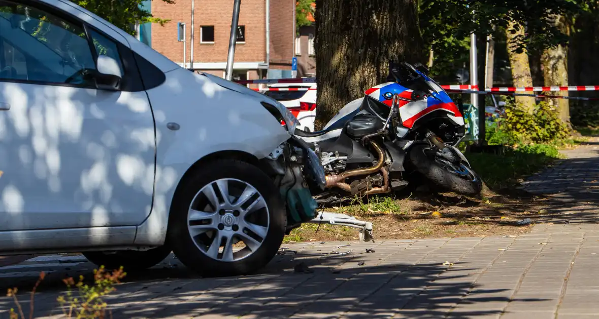 72-jarige man onder invloed van drugs botst op motoragent - Foto 6