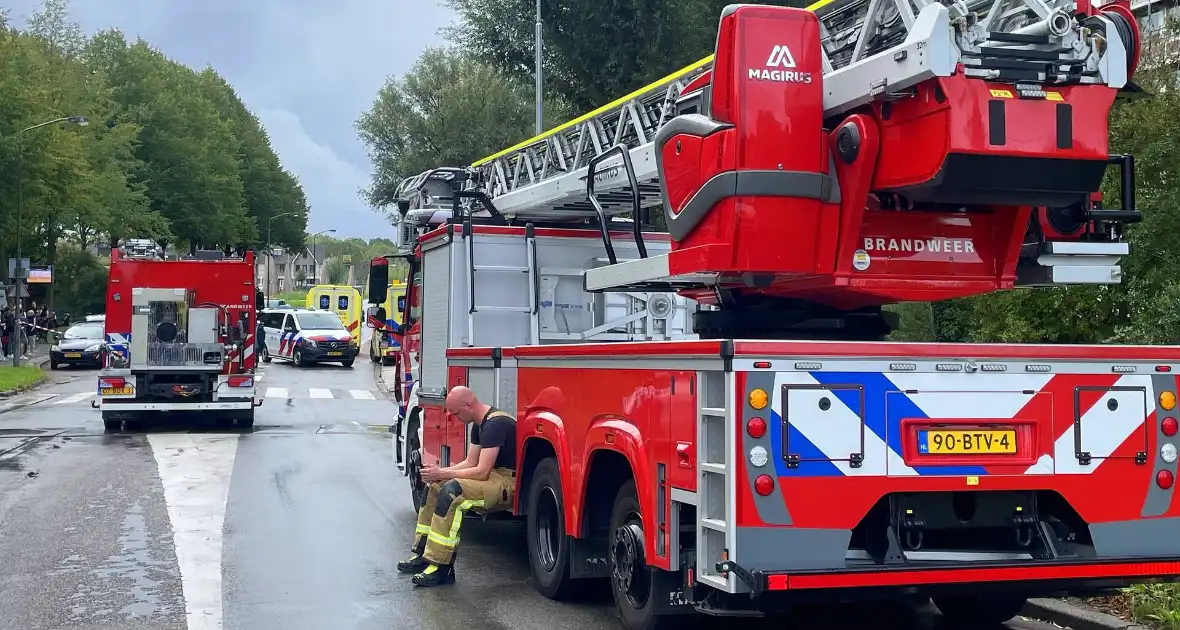 Brand op vierde etage van flatgebouw - Foto 5
