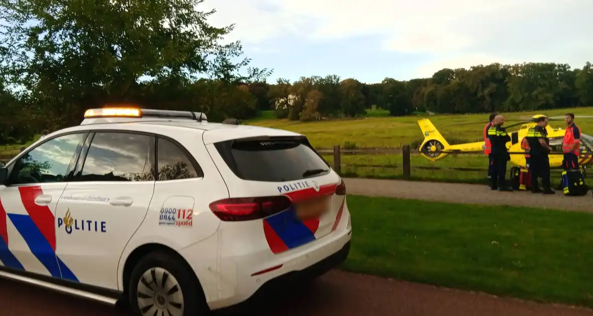 Traumateam landt voor medisch incident - Foto 5