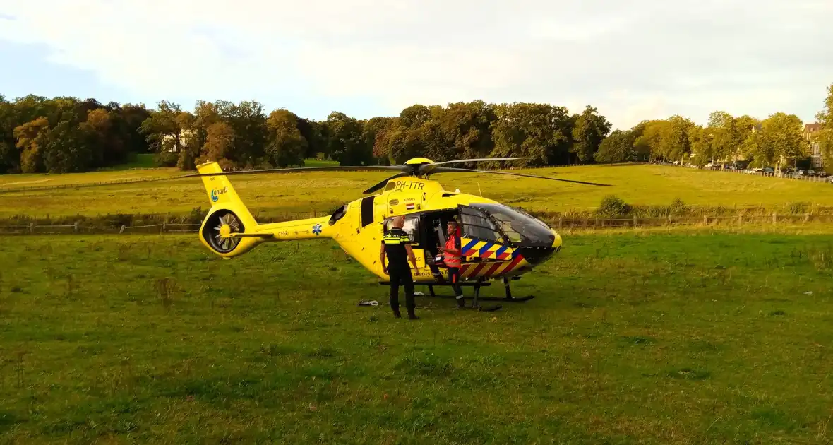 Traumateam landt voor medisch incident - Foto 6