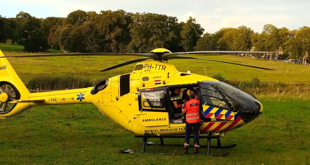 Traumateam landt voor medisch incident - Foto 7