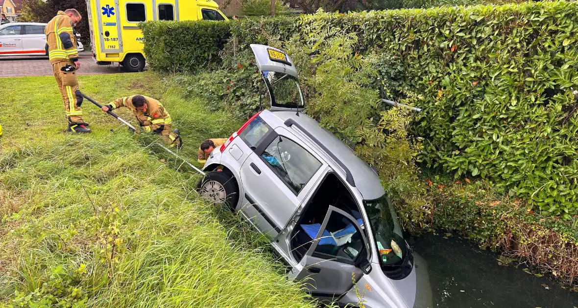 Snelle interventie na voertuig in water - Foto 2