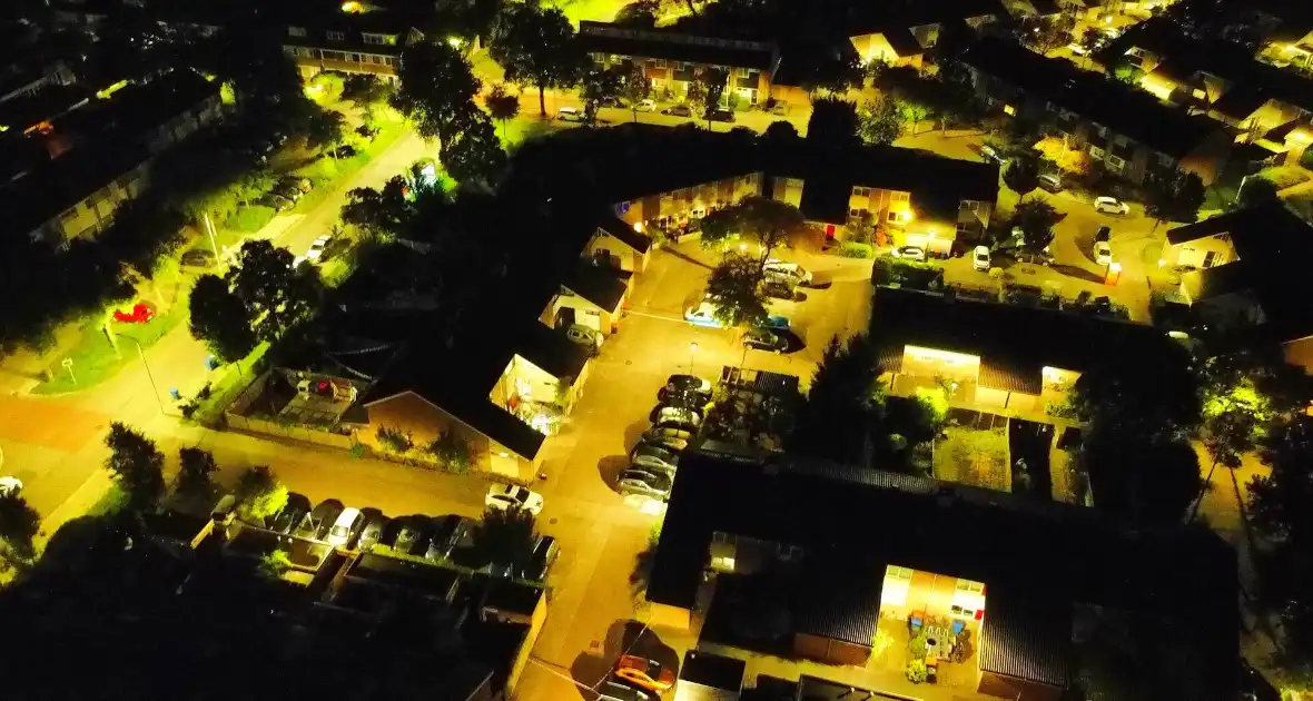 Voordeur vernield bij woningbrand - Foto 6