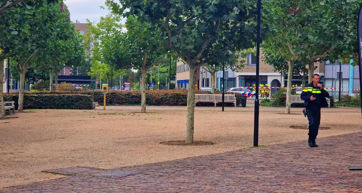 Mogelijk explosief bij UWV kantoor - Foto 4