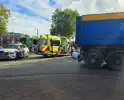 Fietser gewond bij botsing met vrachtwagen