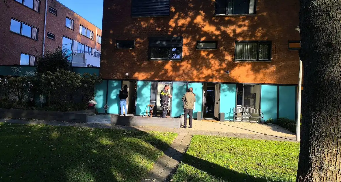 Woningbrand leidt tot ziekenhuisopname