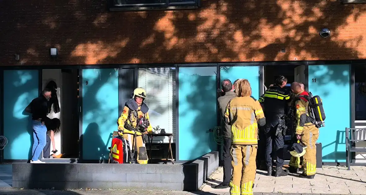 Woningbrand leidt tot ziekenhuisopname - Foto 3