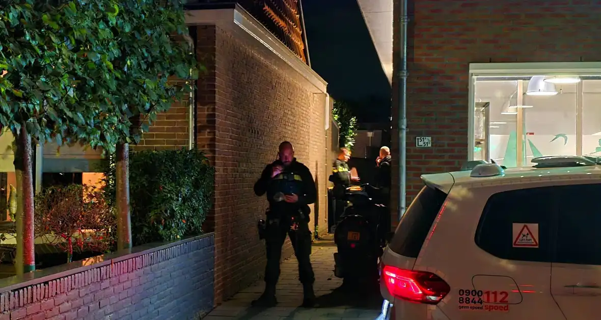 Traumahelikopter opgeroepen na steekpartij - Foto 9