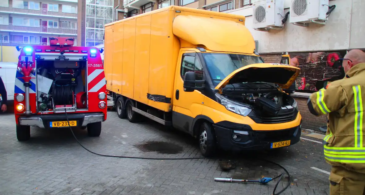 Brand in bestelauto snel onder controle - Foto 3
