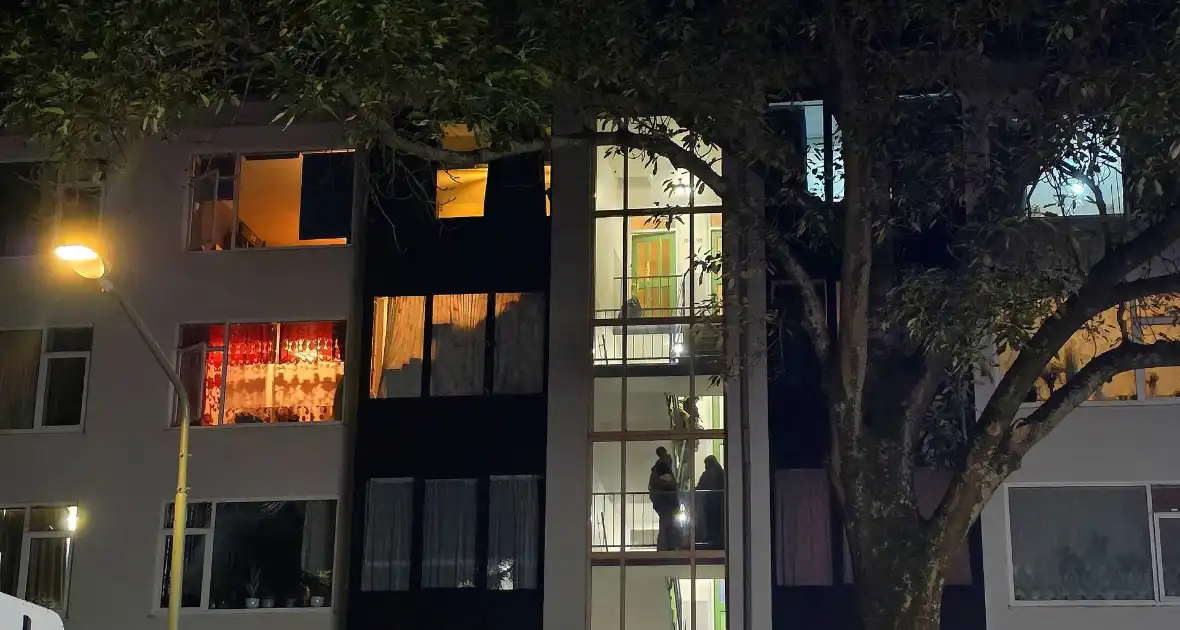 Brand in kelder van flatgebouw - Foto 1