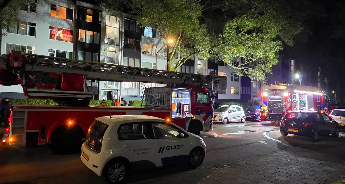 Brand in kelder van flatgebouw - Foto 4