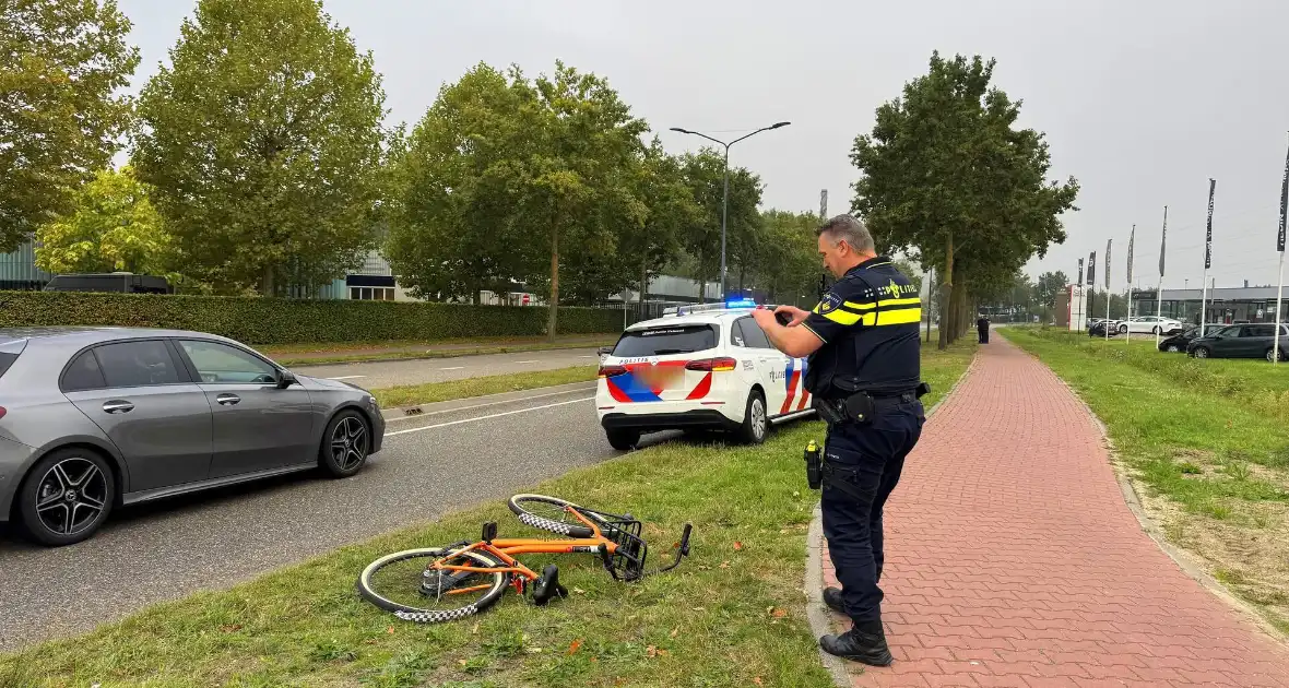 Fietser gewond na aanrijding met lijnbus - Foto 4