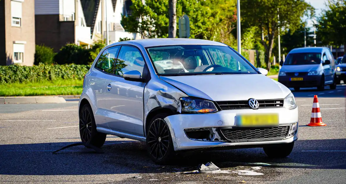 Aanrijding door defecte stoplichten - Foto 1