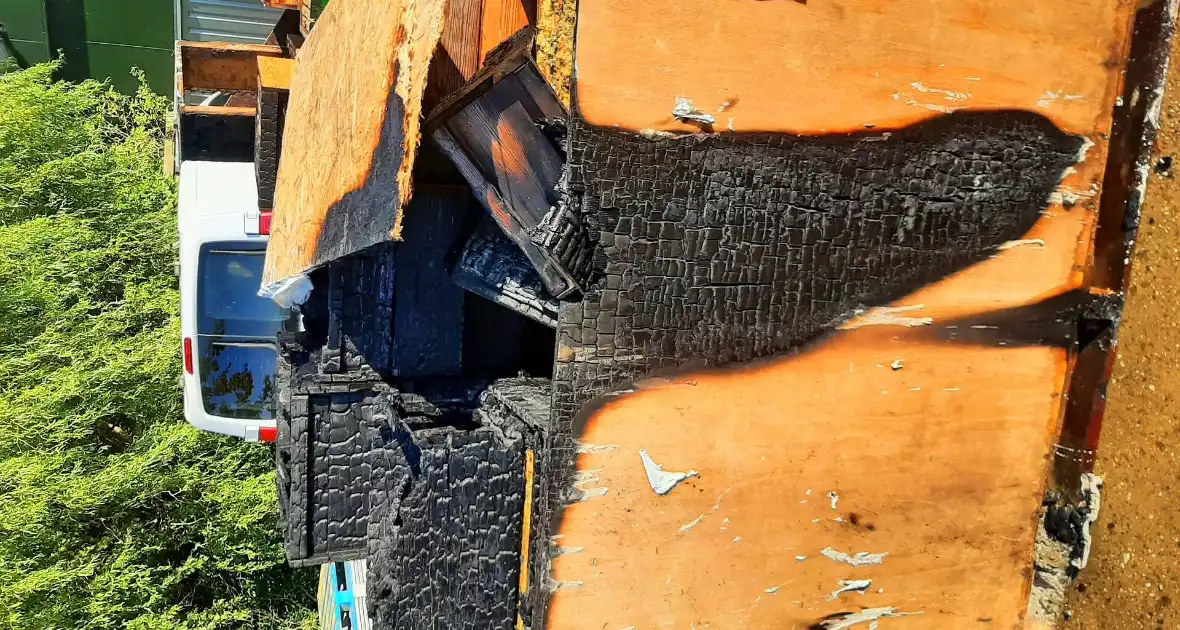 Brand in agrarische schuur - Foto 11