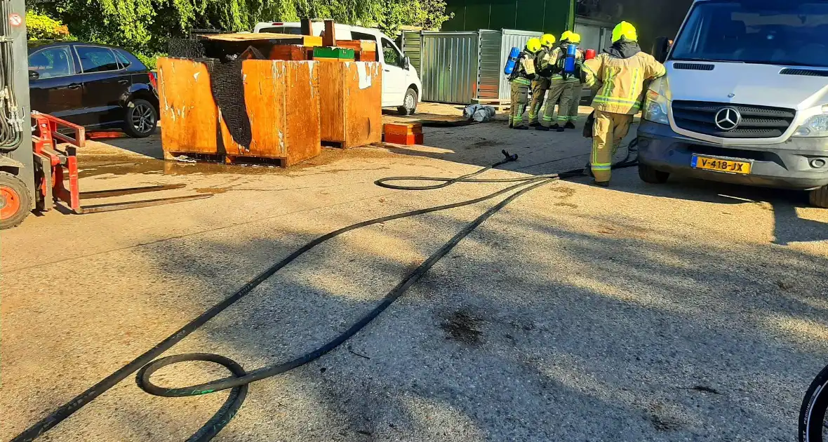 Brand in agrarische schuur - Foto 4