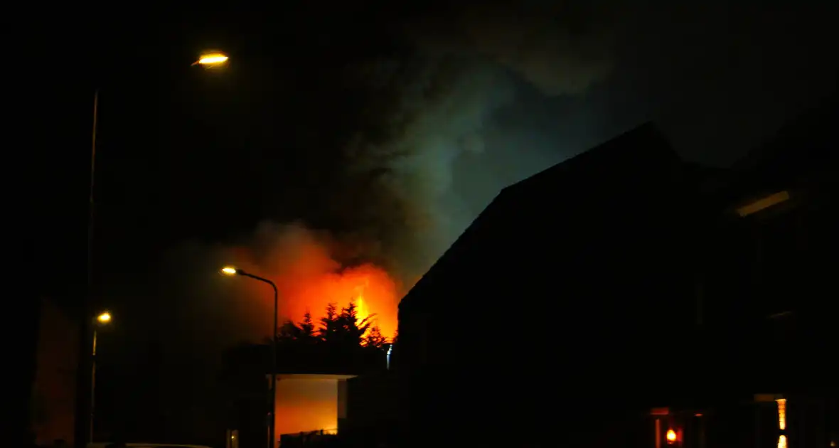 Explosies veroorzaken chaos in de nacht - Foto 6